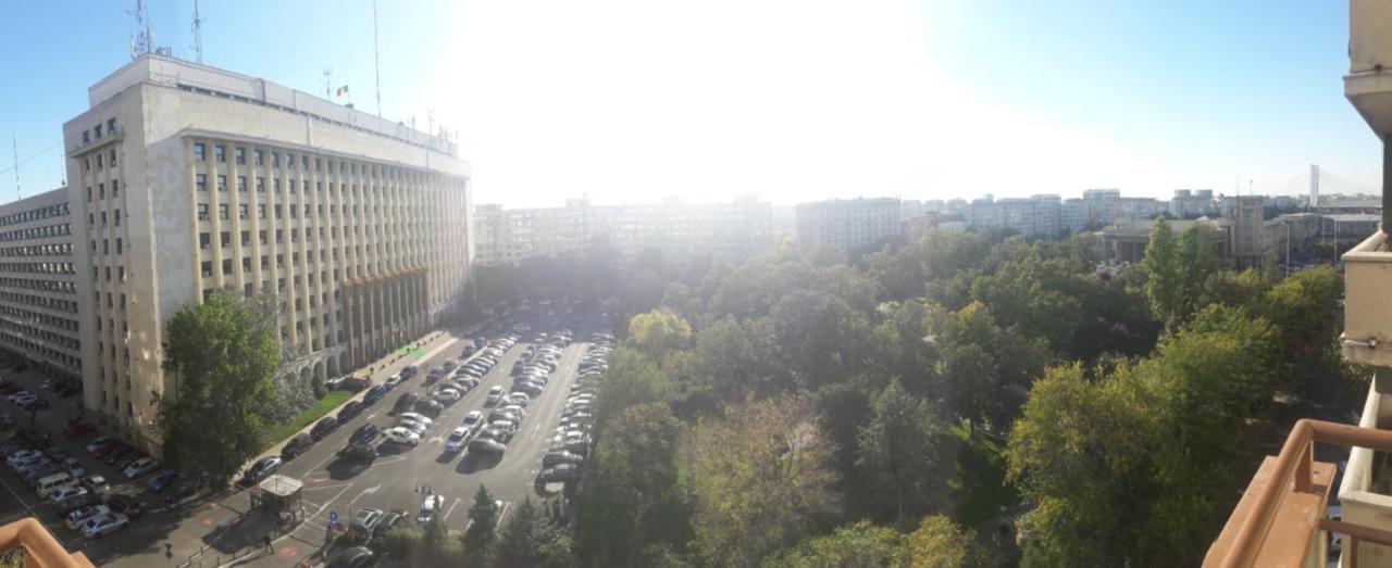 Two Rooms Central Bucharest Exterior photo